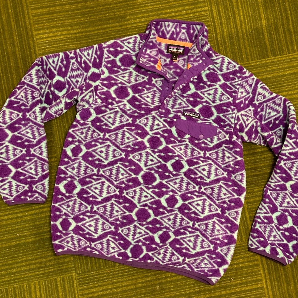 Patagonia Synchilla Fleece Ikat Fish Big: Purple M